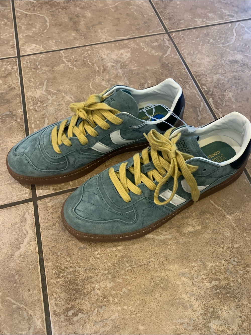 Coolways icon Stillknocks old school goal Suede sneakers